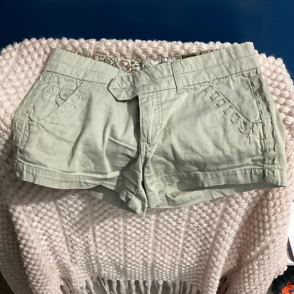 Women's Casual khaki Shorts